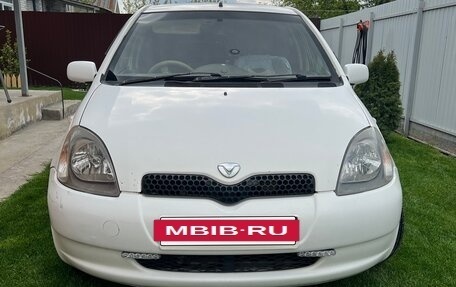 Toyota Vitz, 2001 год, 400 000 рублей, 2 фотография