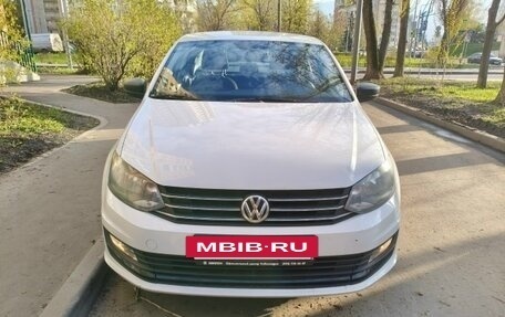 Volkswagen Polo VI (EU Market), 2017 год, 949 000 рублей, 2 фотография