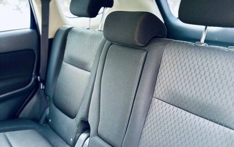 Mitsubishi Outlander III рестайлинг 3, 2015 год, 1 900 000 рублей, 15 фотография