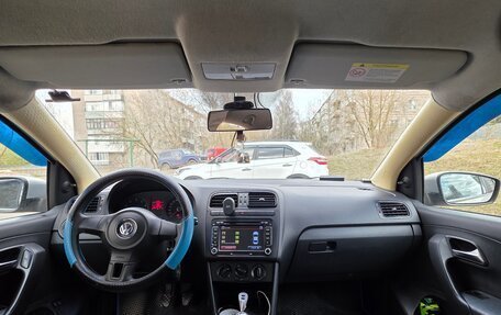 Volkswagen Polo VI (EU Market), 2010 год, 500 000 рублей, 2 фотография