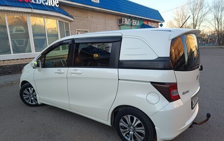 Honda Freed I, 2012 год, 1 150 000 рублей, 8 фотография