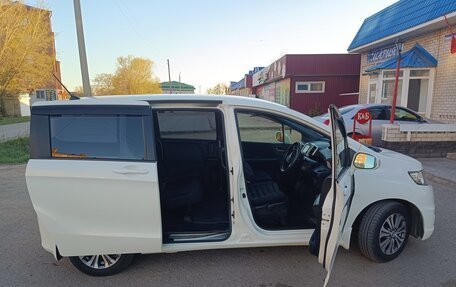 Honda Freed I, 2012 год, 1 150 000 рублей, 4 фотография