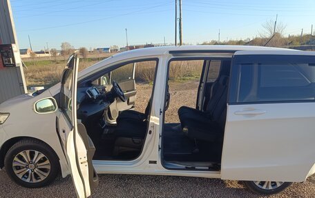 Honda Freed I, 2012 год, 1 150 000 рублей, 22 фотография