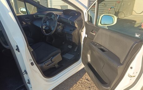 Honda Freed I, 2012 год, 1 150 000 рублей, 30 фотография
