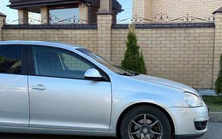 Volkswagen Jetta VI, 2009 год, 590 000 рублей, 4 фотография