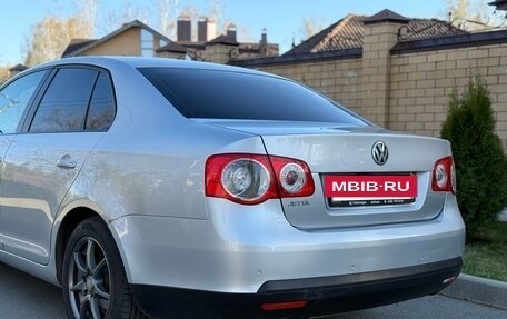Volkswagen Jetta VI, 2009 год, 590 000 рублей, 8 фотография
