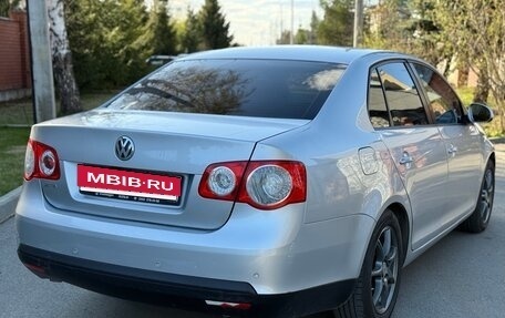 Volkswagen Jetta VI, 2009 год, 590 000 рублей, 24 фотография