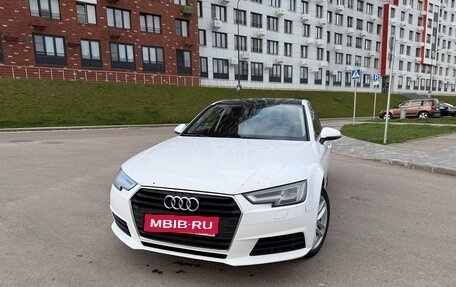 Audi A4, 2017 год, 2 050 000 рублей, 1 фотография