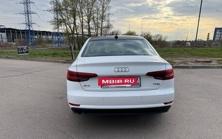 Audi A4, 2017 год, 2 050 000 рублей, 10 фотография