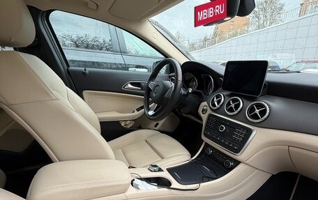 Mercedes-Benz GLA, 2016 год, 3 200 000 рублей, 3 фотография