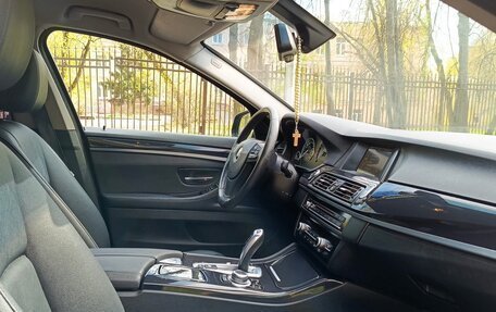 BMW 5 серия, 2014 год, 1 590 000 рублей, 14 фотография