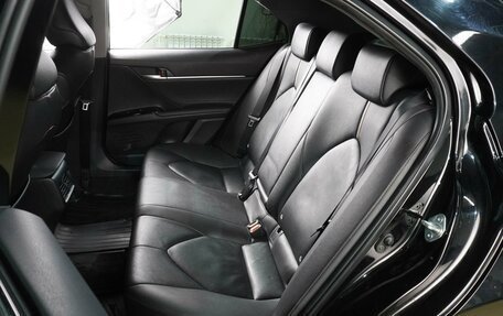 Toyota Camry, 2021 год, 3 099 000 рублей, 9 фотография