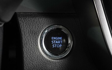 Toyota Camry, 2021 год, 3 099 000 рублей, 19 фотография
