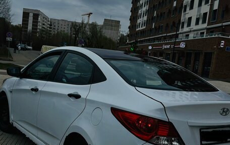 Hyundai Solaris II рестайлинг, 2011 год, 480 000 рублей, 6 фотография