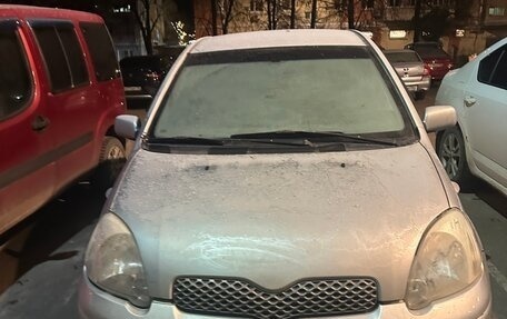 Toyota Yaris I рестайлинг, 2003 год, 300 000 рублей, 1 фотография