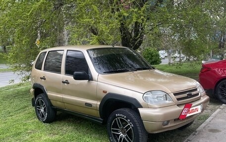 Chevrolet Niva I рестайлинг, 2005 год, 275 000 рублей, 2 фотография