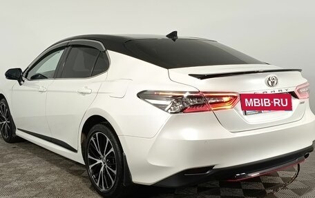 Toyota Camry, 2021 год, 3 150 000 рублей, 5 фотография