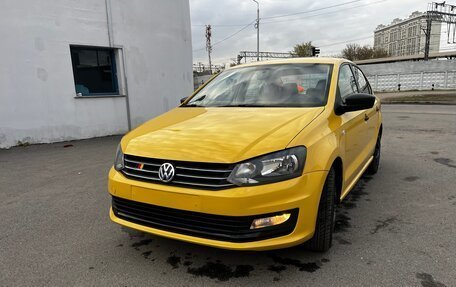 Volkswagen Polo VI (EU Market), 2019 год, 700 000 рублей, 3 фотография