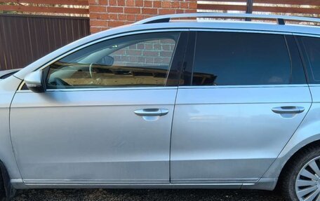 Volkswagen Passat B7, 2011 год, 900 000 рублей, 1 фотография