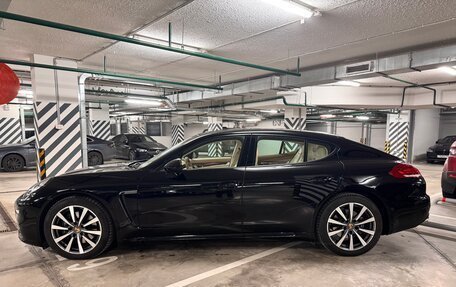 Porsche Panamera II рестайлинг, 2014 год, 8 фотография