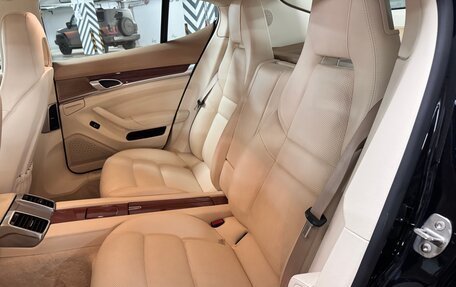 Porsche Panamera II рестайлинг, 2014 год, 24 фотография