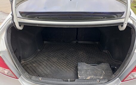 Hyundai Solaris II рестайлинг, 2011 год, 765 000 рублей, 12 фотография