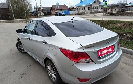 Hyundai Solaris II рестайлинг, 2011 год, 765 000 рублей, 5 фотография