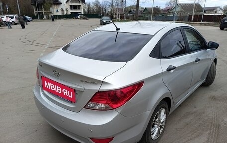Hyundai Solaris II рестайлинг, 2011 год, 765 000 рублей, 6 фотография