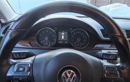 Volkswagen Passat B7, 2011 год, 900 000 рублей, 4 фотография