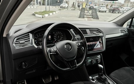 Volkswagen Tiguan II, 2018 год, 2 945 000 рублей, 5 фотография