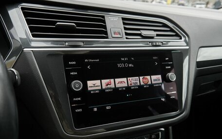 Volkswagen Tiguan II, 2018 год, 2 945 000 рублей, 9 фотография