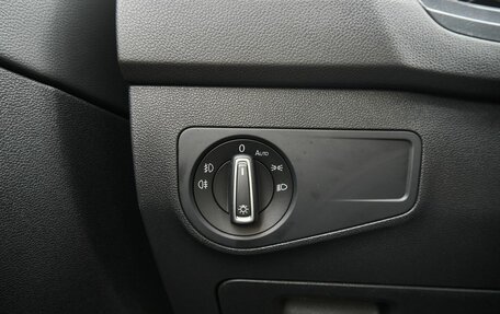 Volkswagen Tiguan II, 2018 год, 2 945 000 рублей, 13 фотография