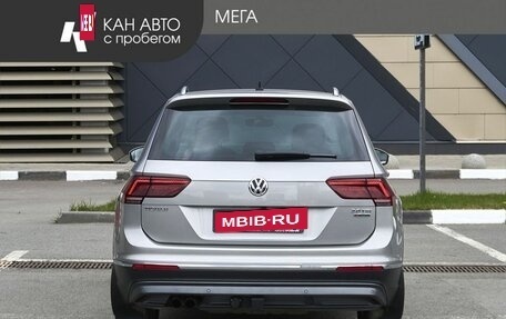Volkswagen Tiguan II, 2018 год, 2 945 000 рублей, 4 фотография