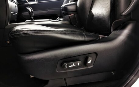 KIA Mohave I, 2012 год, 2 045 000 рублей, 20 фотография