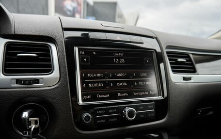 Volkswagen Touareg III, 2011 год, 1 670 000 рублей, 9 фотография