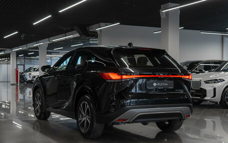 Lexus RX IV рестайлинг, 2025 год, 7 850 000 рублей, 4 фотография