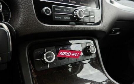 Volkswagen Touareg III, 2011 год, 1 670 000 рублей, 10 фотография