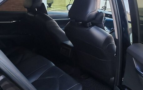 Toyota Camry, 2020 год, 3 150 000 рублей, 6 фотография