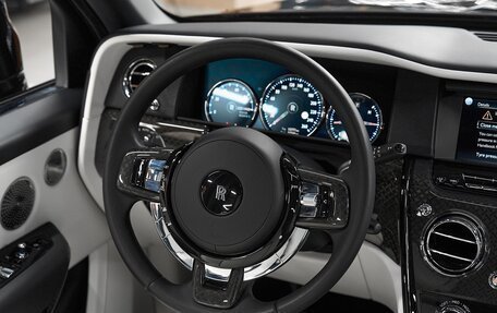 Rolls-Royce Cullinan, 2020 год, 32 800 000 рублей, 14 фотография
