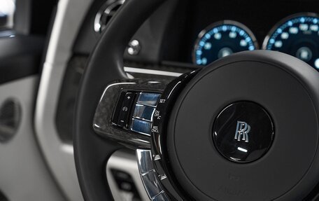 Rolls-Royce Cullinan, 2020 год, 32 800 000 рублей, 15 фотография