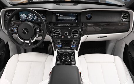 Rolls-Royce Cullinan, 2020 год, 32 800 000 рублей, 12 фотография