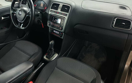 Volkswagen Polo VI (EU Market), 2015 год, 799 000 рублей, 12 фотография