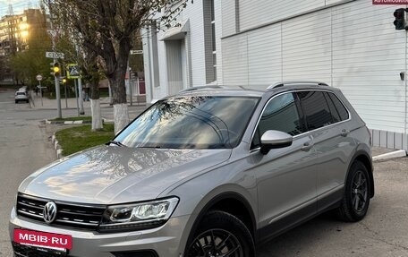 Volkswagen Tiguan II, 2018 год, 2 550 000 рублей, 2 фотография