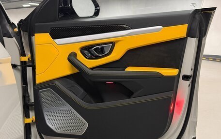 Lamborghini Urus I, 2021 год, 28 800 000 рублей, 13 фотография