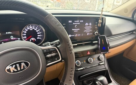 KIA Carnival, 2021 год, 3 300 000 рублей, 10 фотография