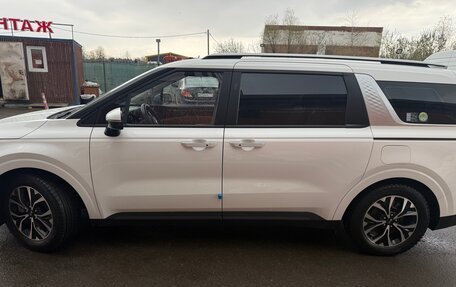 KIA Carnival, 2021 год, 3 300 000 рублей, 8 фотография