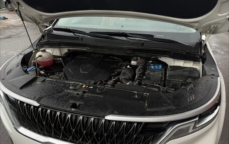 KIA Carnival, 2021 год, 3 300 000 рублей, 36 фотография