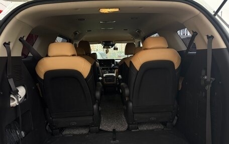 KIA Carnival, 2021 год, 3 300 000 рублей, 33 фотография