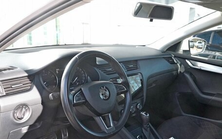 Skoda Octavia, 2018 год, 1 250 000 рублей, 9 фотография