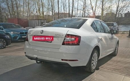 Skoda Octavia, 2018 год, 1 250 000 рублей, 2 фотография